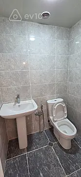 Kirayə verilir 2 otaqlı yeni tikili 75 m²