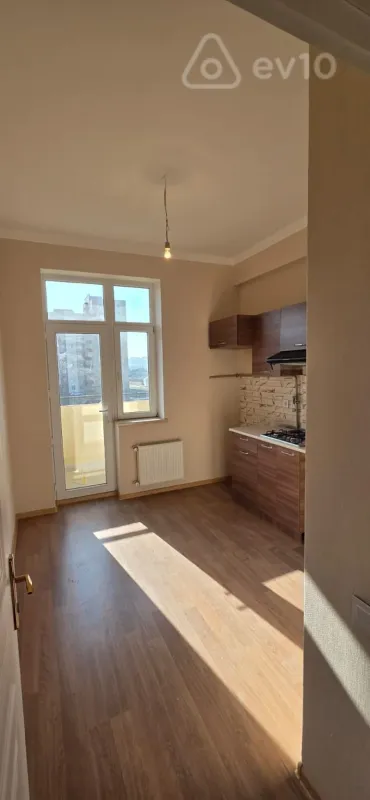 Kirayə verilir 2 otaqlı yeni tikili 75 m²