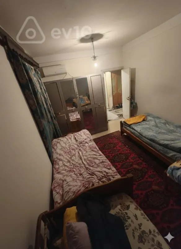 Satılır 2 otaqlı köhnə tikili 65 m²