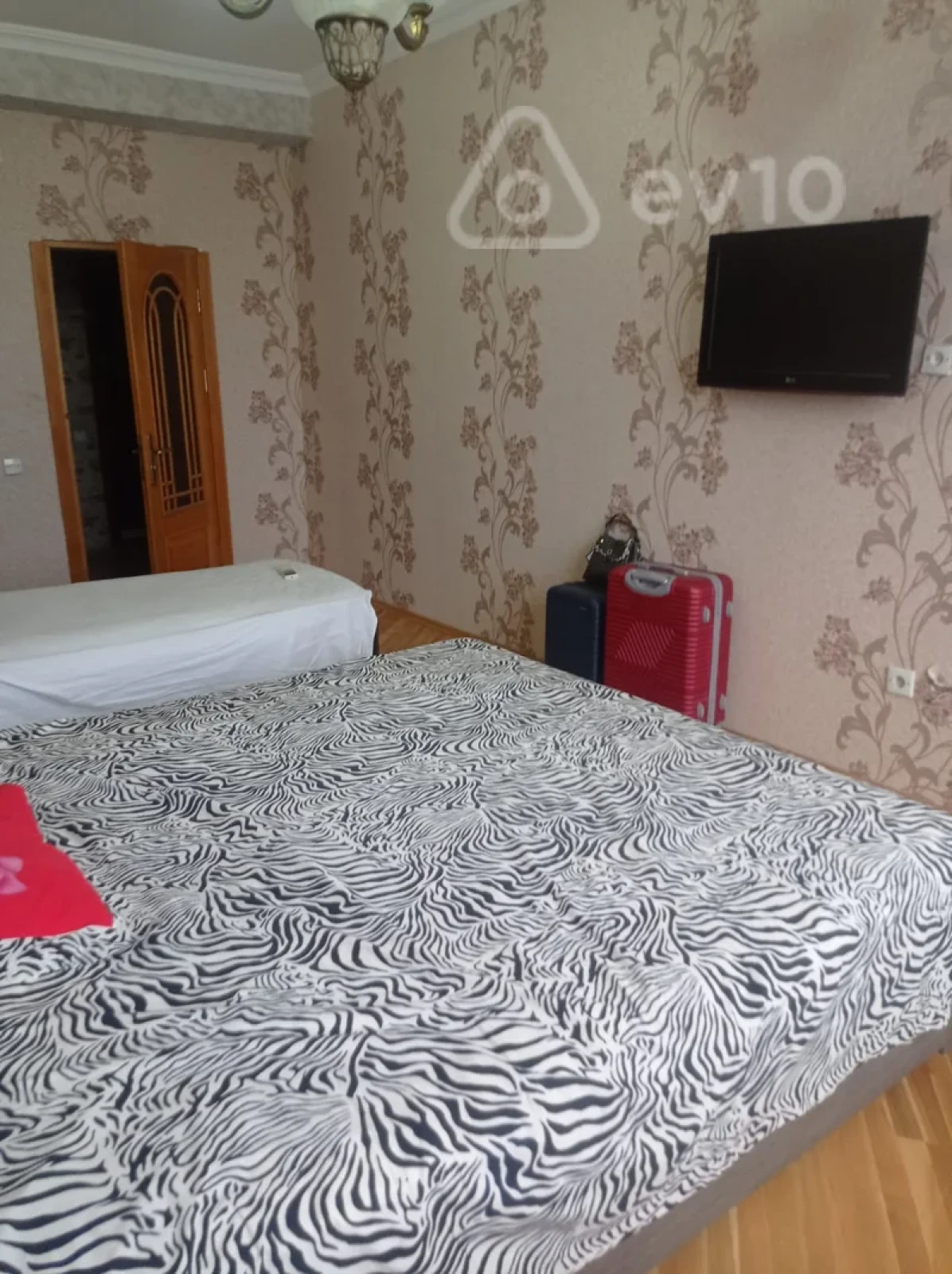 Kirayə verilir 3 otaqlı yeni tikili 120 m²