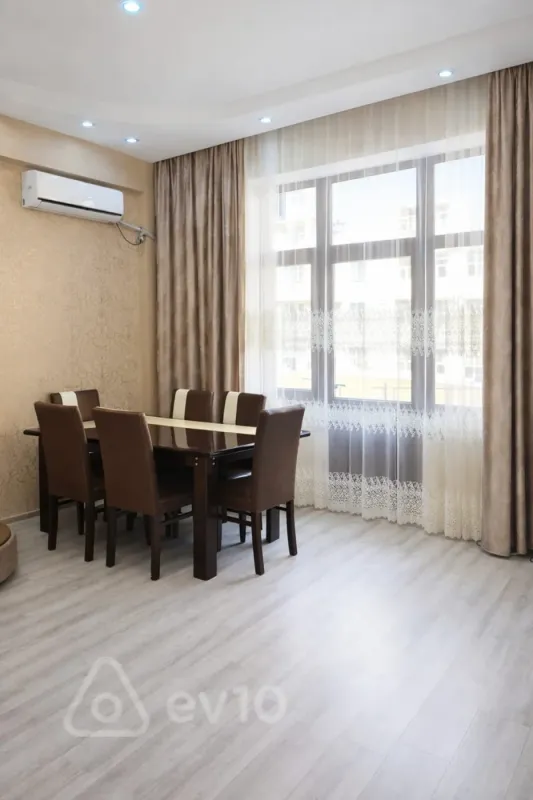 Kirayə verilir 2 otaqlı yeni tikili 75 m²