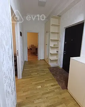 Kirayə verilir 2 otaqlı yeni tikili 75 m²