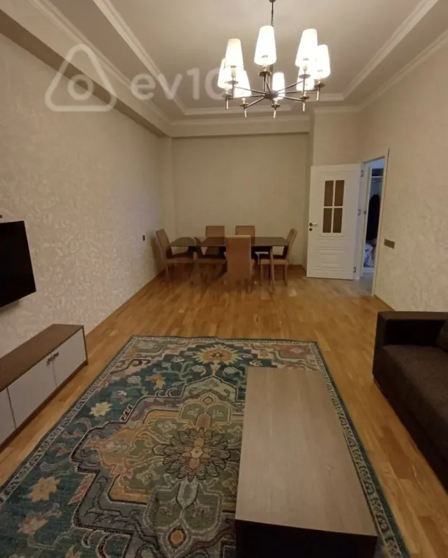 Kirayə verilir 2 otaqlı yeni tikili 75 m²