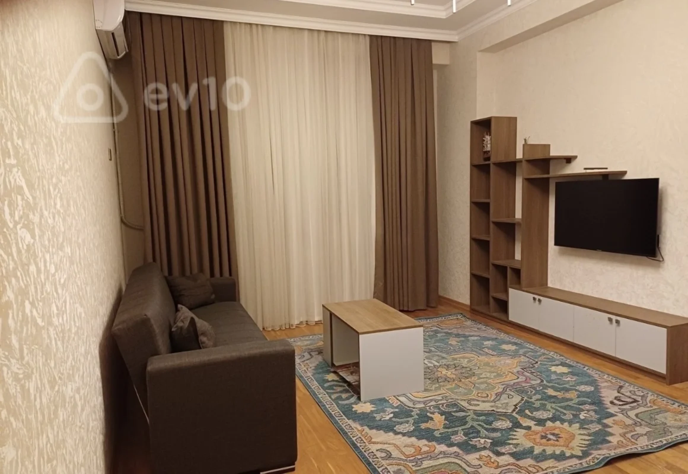 Kirayə verilir 2 otaqlı yeni tikili 75 m²