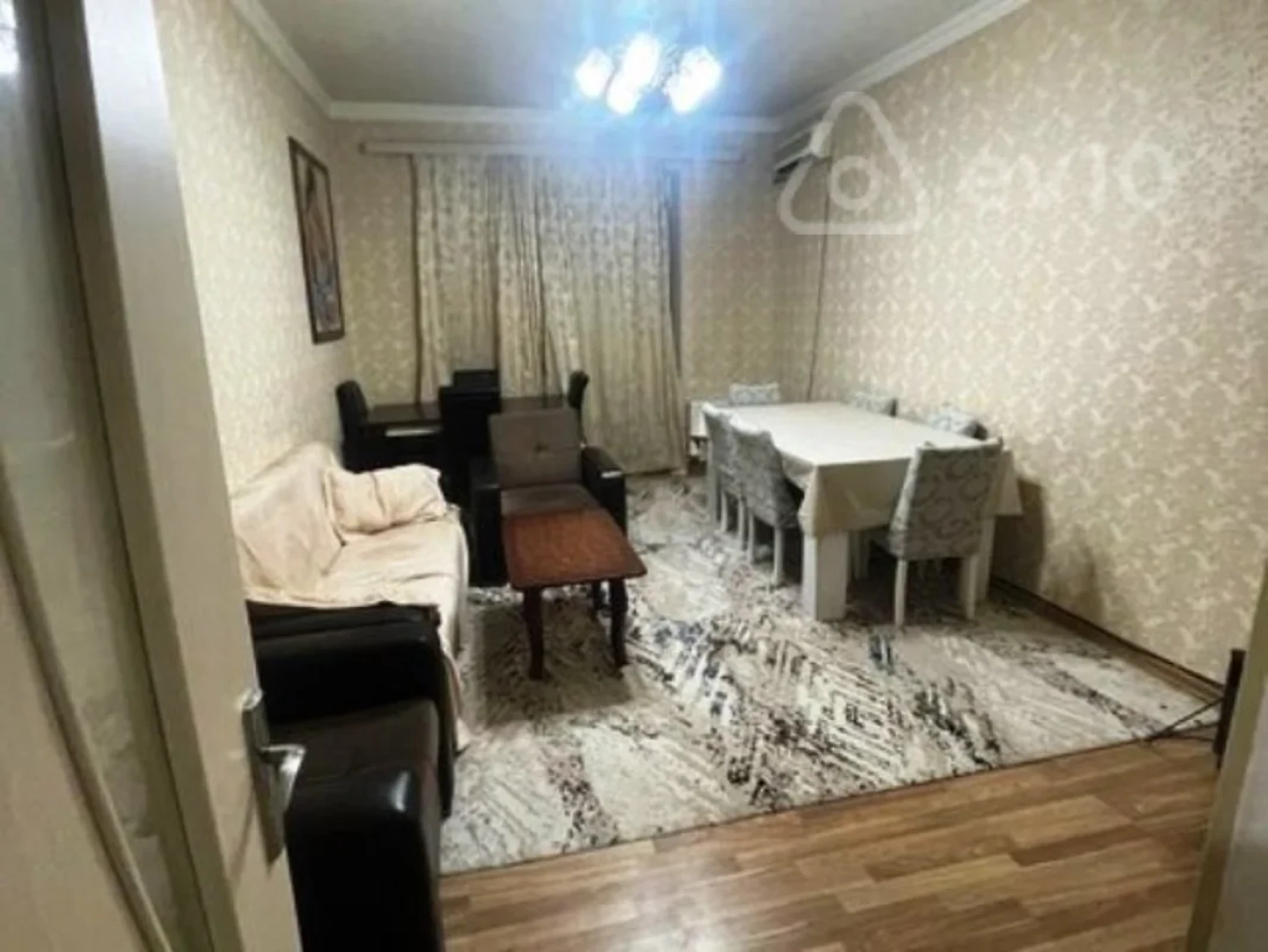 Kirayə verilir 2 otaqlı köhnə tikili 50 m²