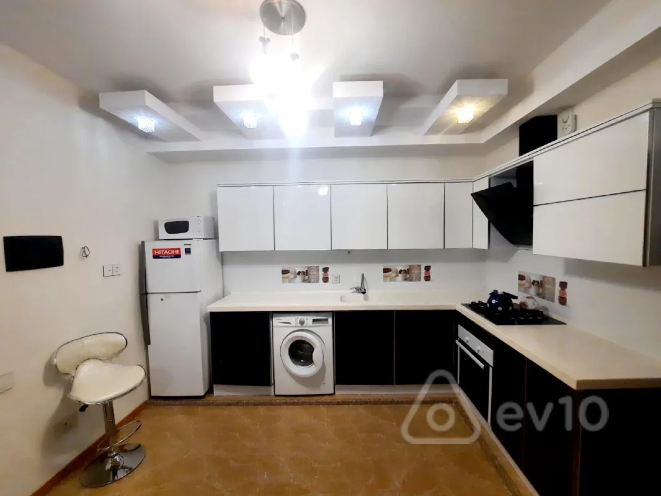 Kirayə verilir 2 otaqlı yeni tikili 100 m²