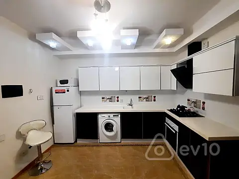 Kirayə verilir 2 otaqlı yeni tikili 100 m²