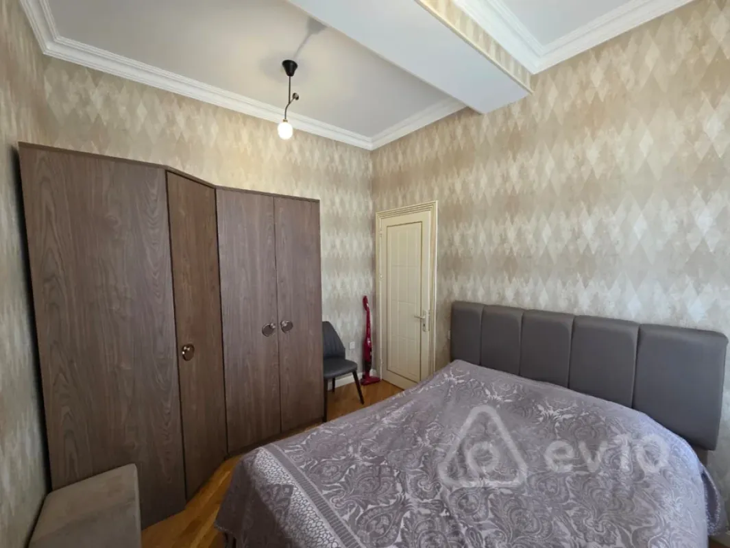 Satılır 3 otaqlı yeni tikili 73 m²