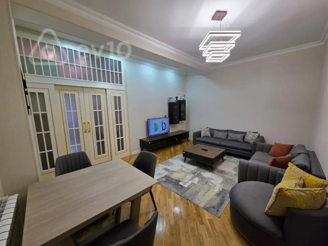 Satılır 3 otaqlı yeni tikili 73 m²