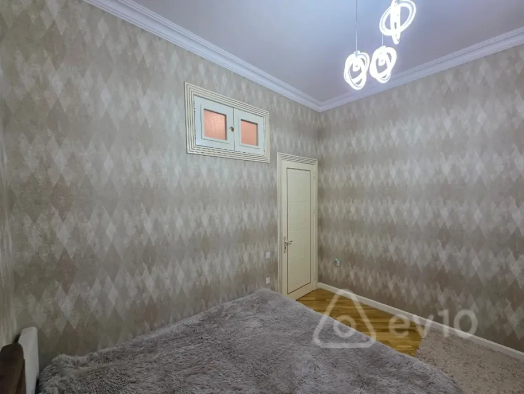 Satılır 3 otaqlı yeni tikili 73 m²