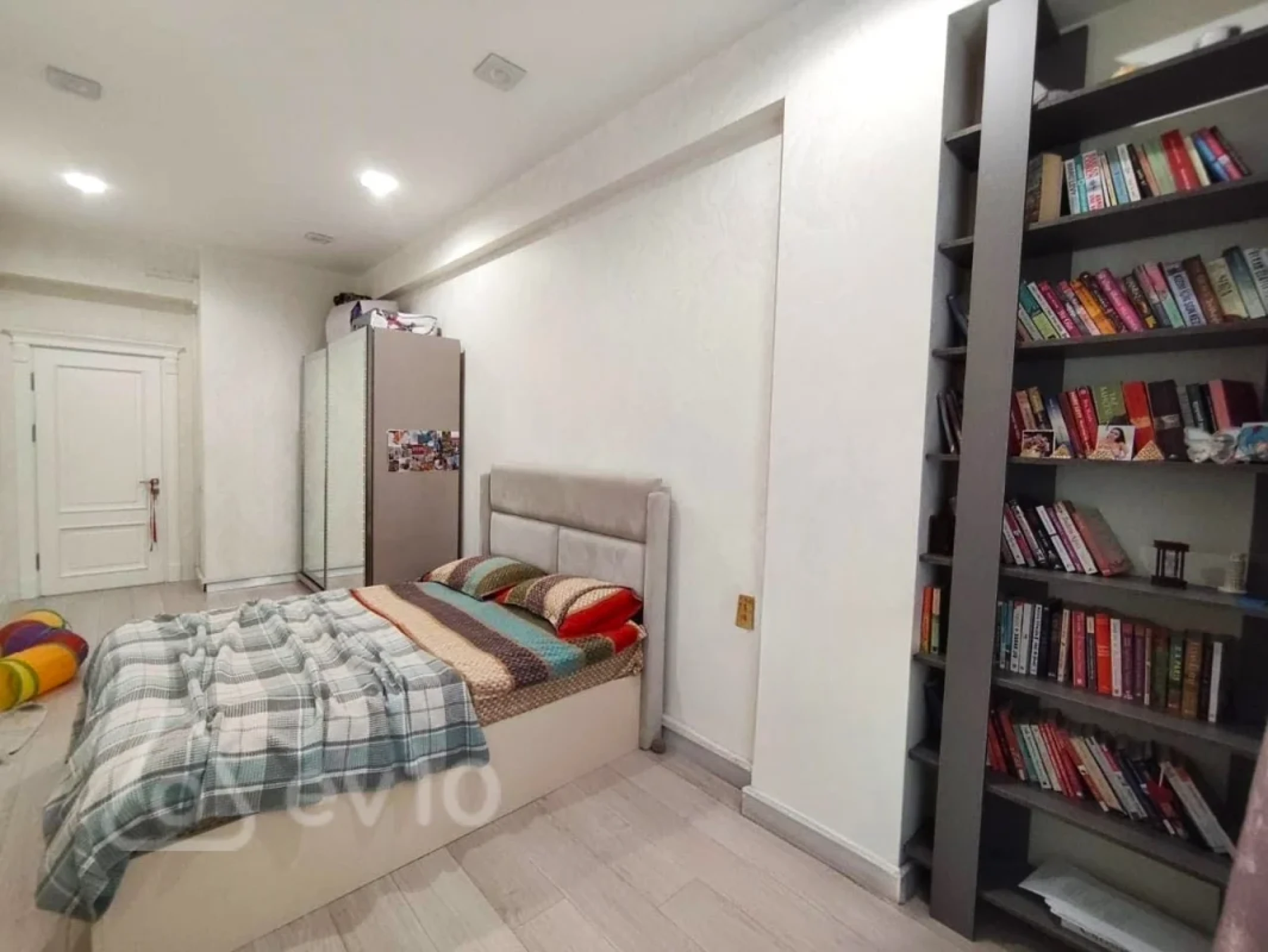 Kirayə verilir 4 otaqlı yeni tikili 130 m²