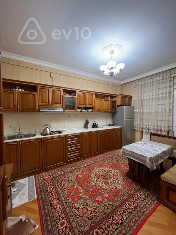 Kirayə verilir 2 otaqlı yeni tikili 100 m²