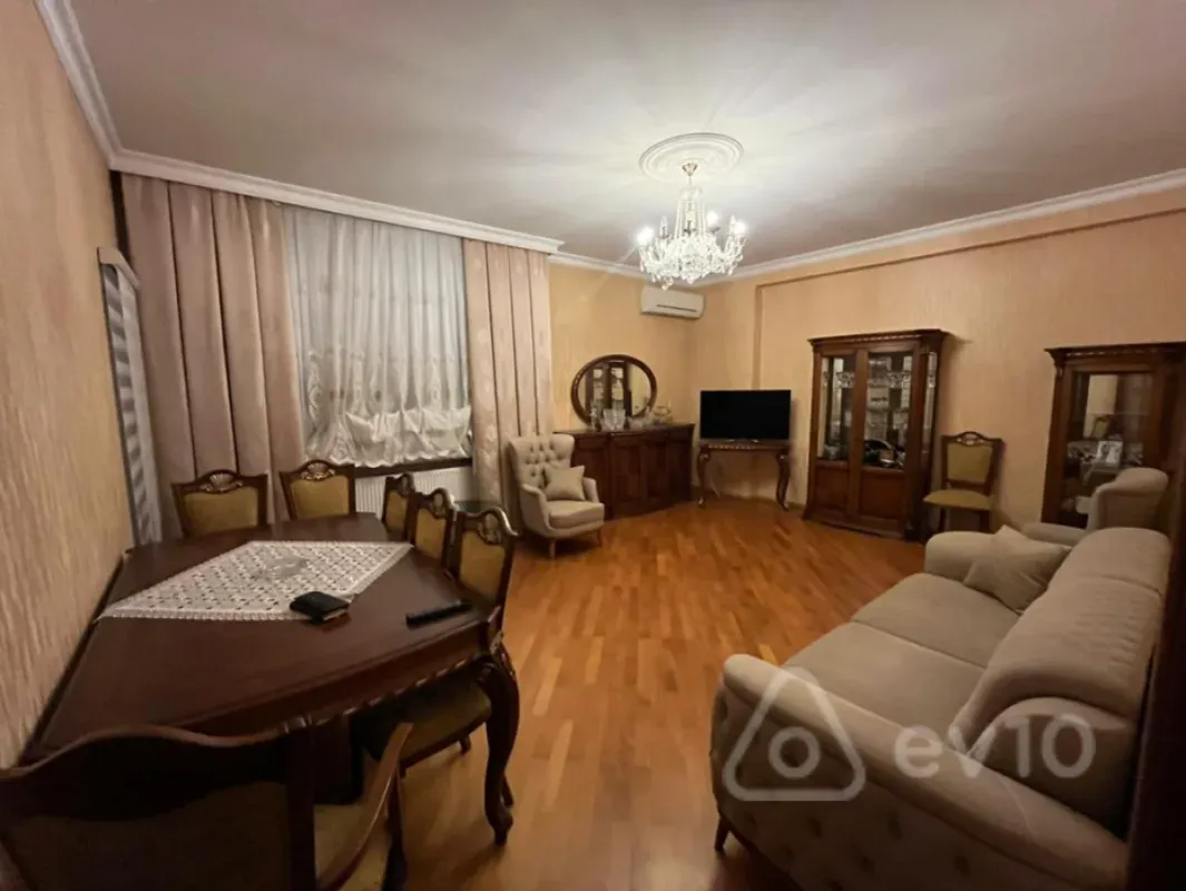 Kirayə verilir 2 otaqlı yeni tikili 100 m²