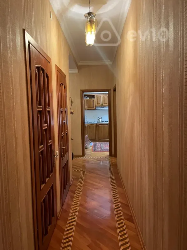 Kirayə verilir 2 otaqlı yeni tikili 100 m²