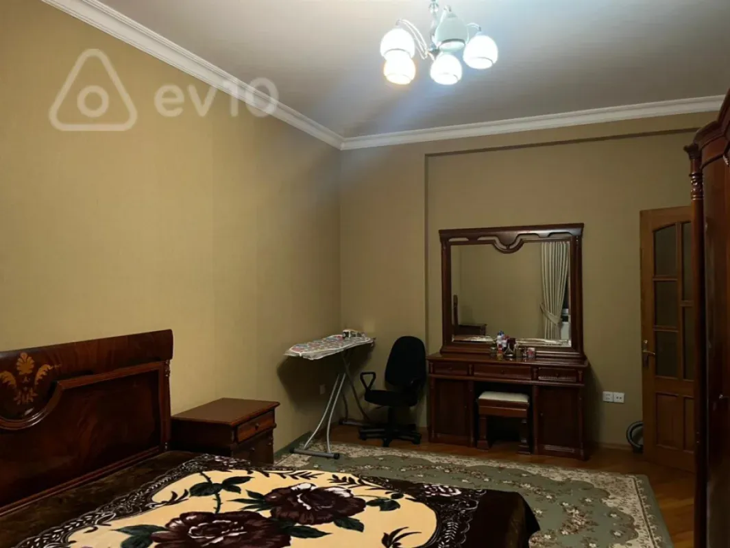 Kirayə verilir 2 otaqlı yeni tikili 100 m²