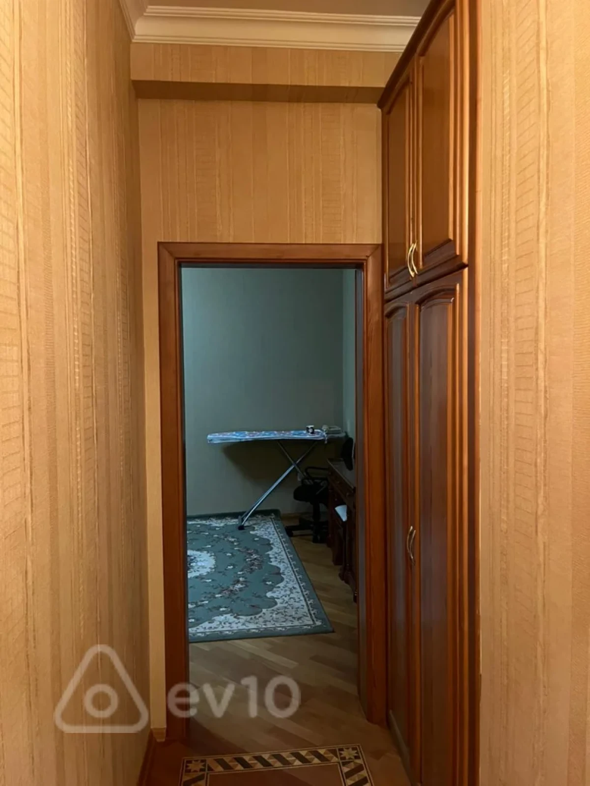 Kirayə verilir 2 otaqlı yeni tikili 100 m²