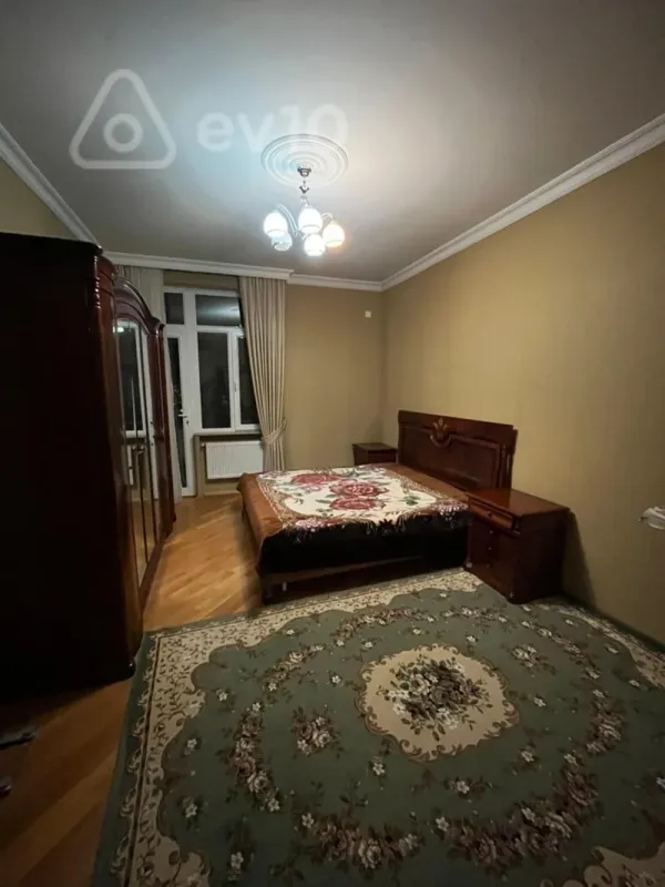 Kirayə verilir 2 otaqlı yeni tikili 100 m²