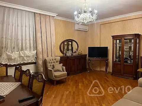 Kirayə verilir 2 otaqlı yeni tikili 100 m²