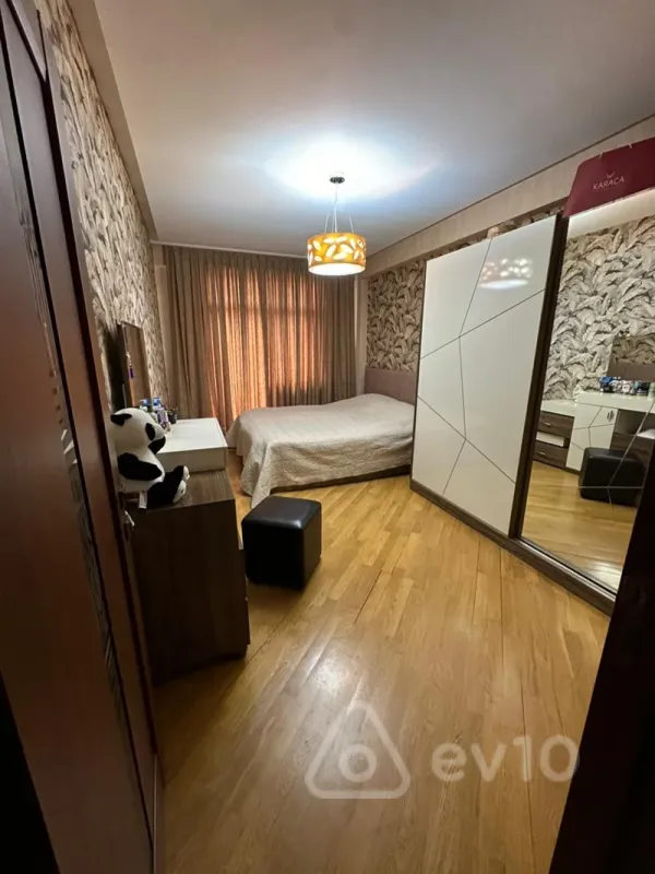 Satılır 3 otaqlı yeni tikili 123 m²