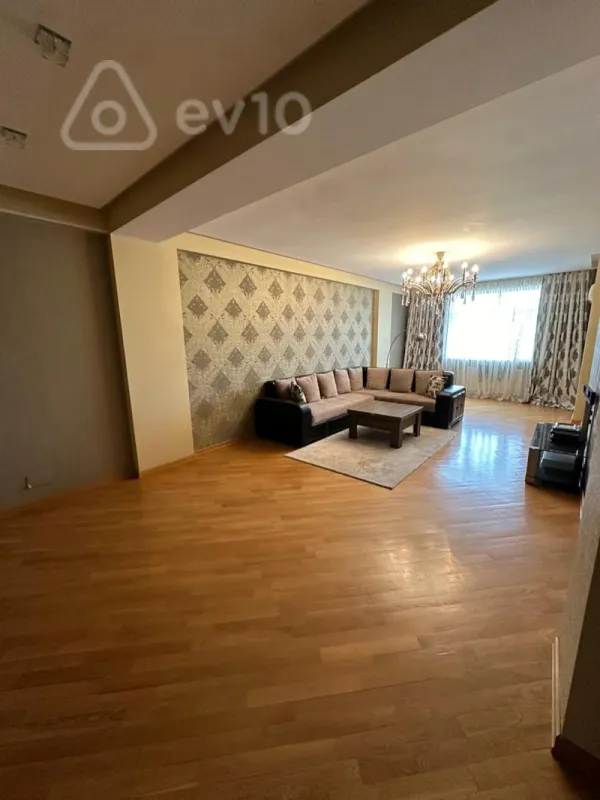 Satılır 3 otaqlı yeni tikili 123 m²