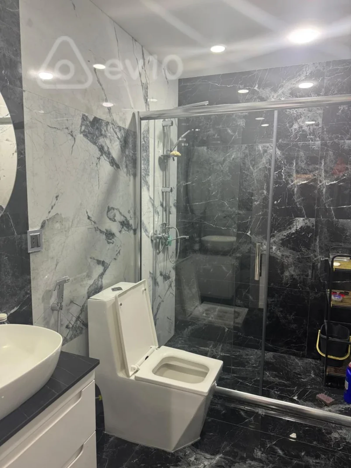 Kirayə verilir 2 otaqlı yeni tikili 84 m²