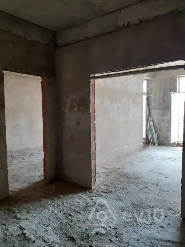 Satılır 4 otaqlı yeni tikili 140 m²
