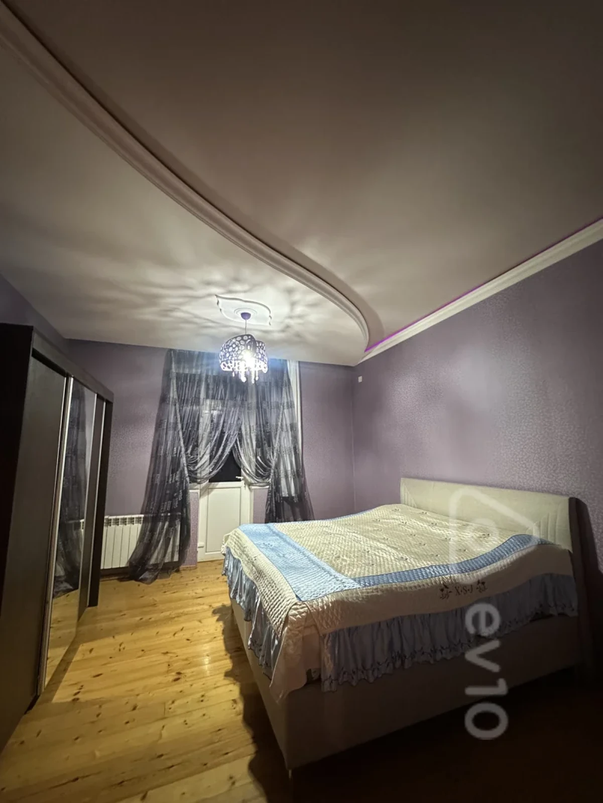 Satılır 6 otaqlı həyət evi 210 m²