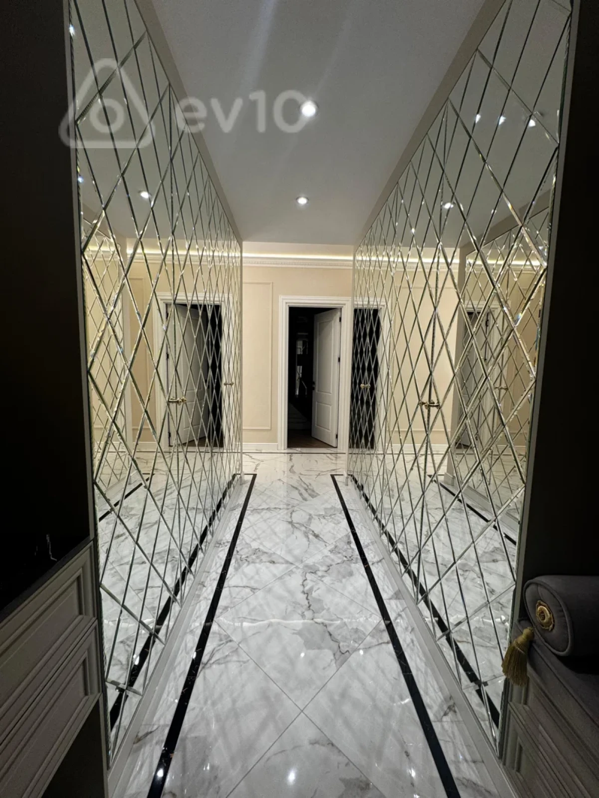 Satılır 4 otaqlı yeni tikili 168 m²