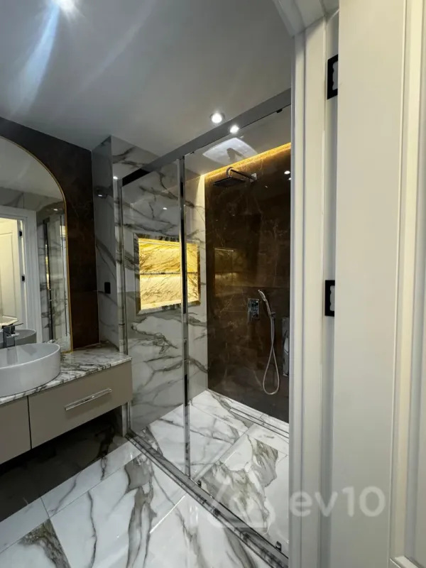 Satılır 4 otaqlı yeni tikili 168 m²