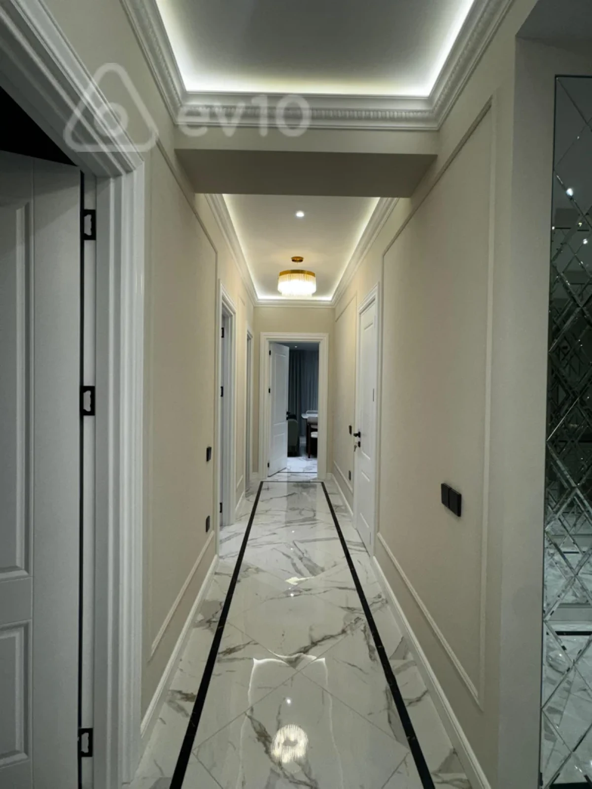 Satılır 4 otaqlı yeni tikili 168 m²