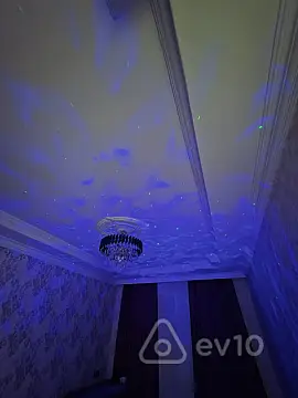 Kirayə verilir 2 otaqlı köhnə tikili 45 m²