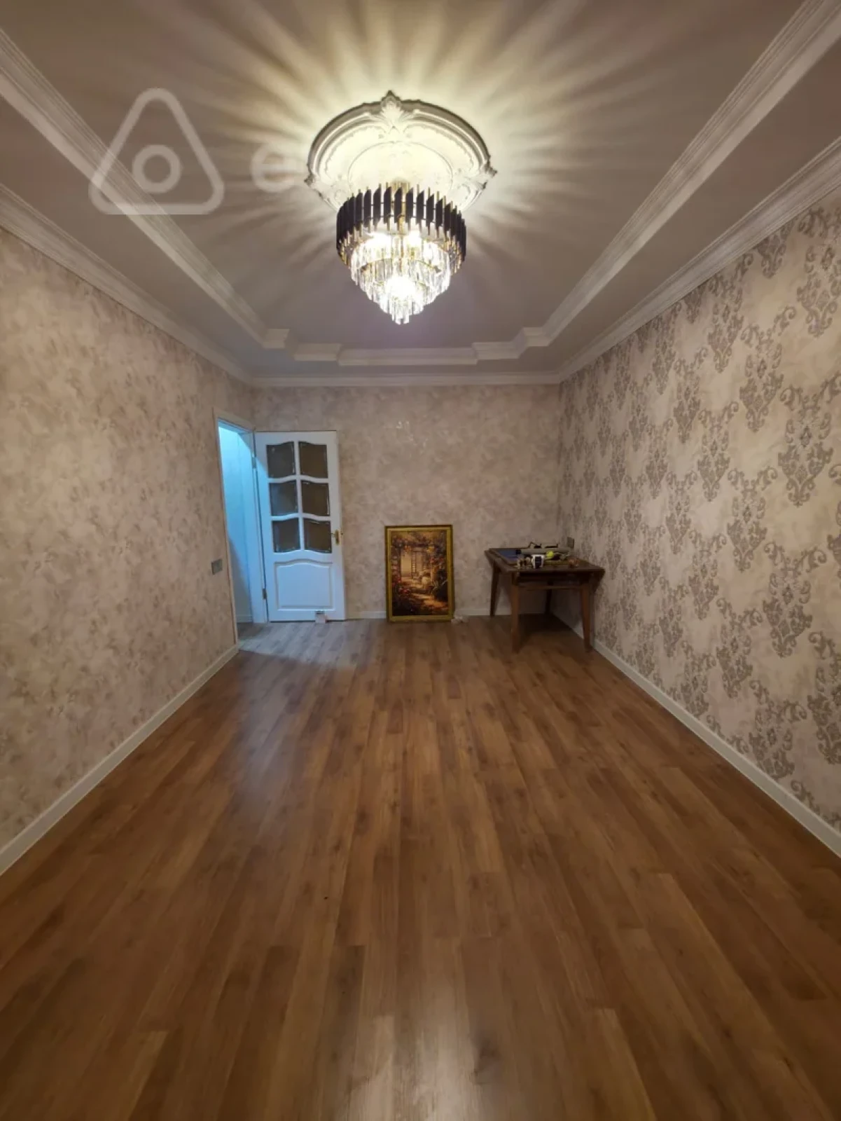 Kirayə verilir 2 otaqlı köhnə tikili 45 m²