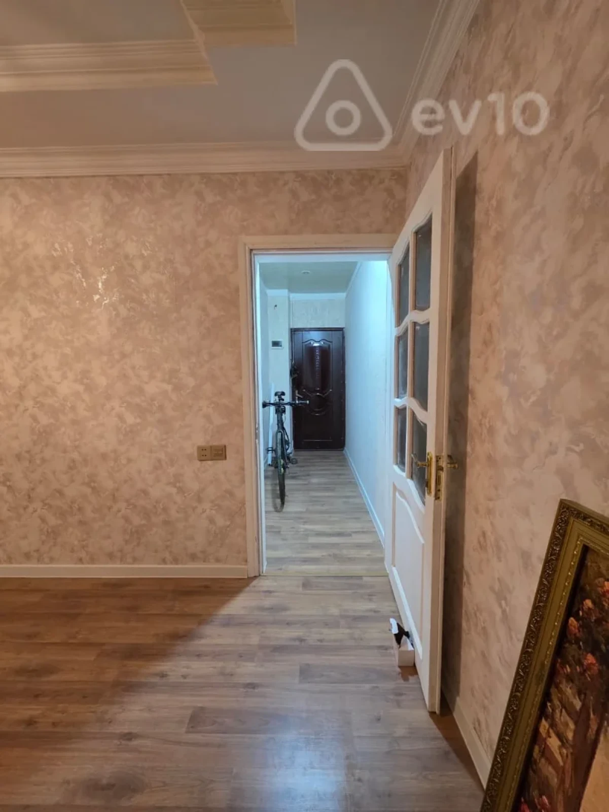 Kirayə verilir 2 otaqlı köhnə tikili 45 m²