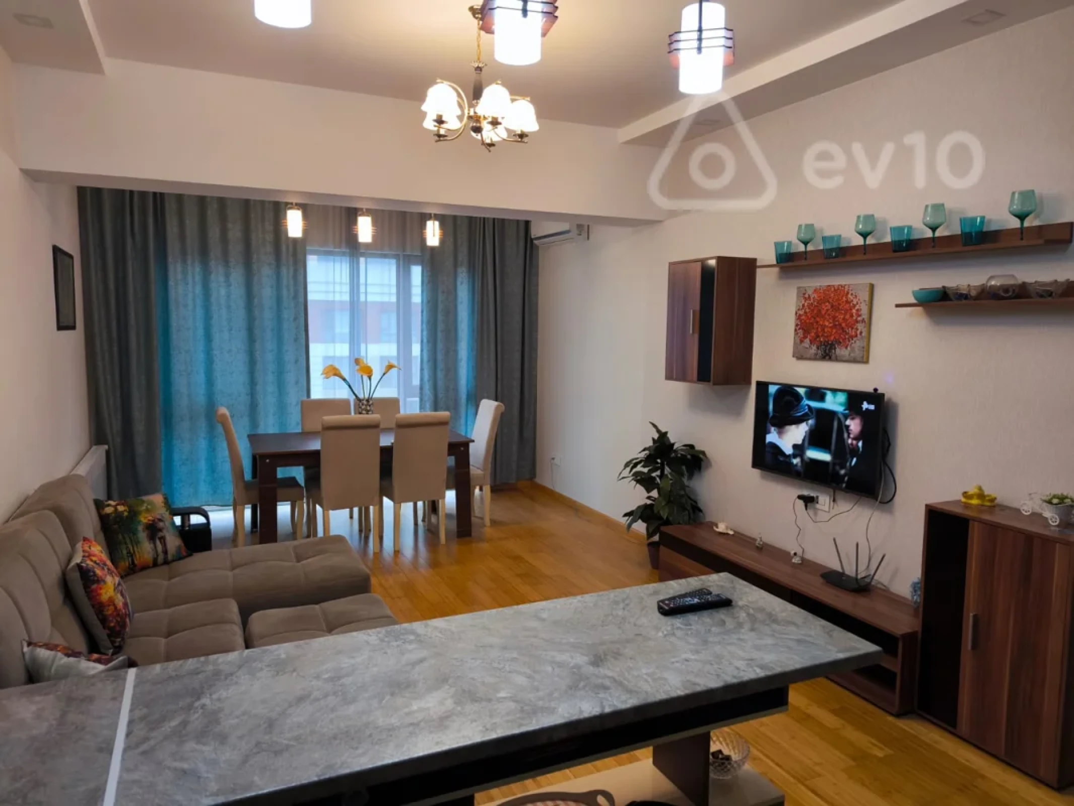 Kirayə verilir 2 otaqlı yeni tikili 75 m²