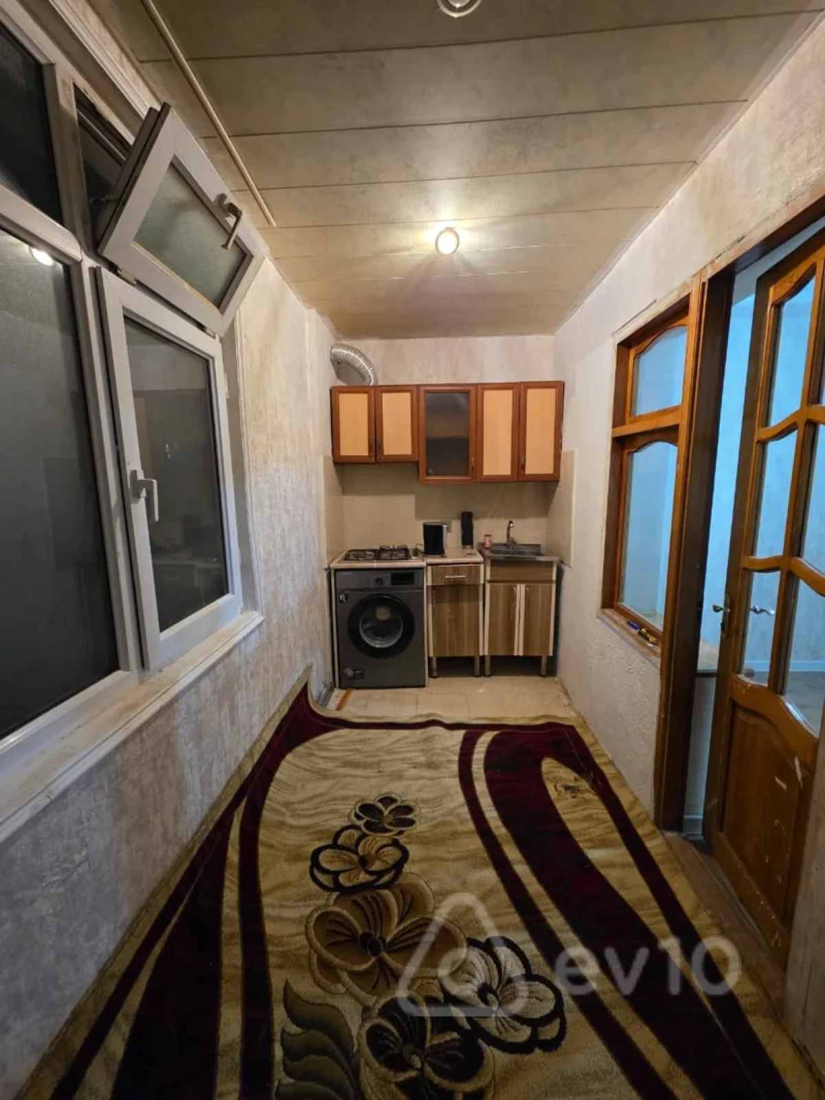 Kirayə verilir 2 otaqlı köhnə tikili 45 m²
