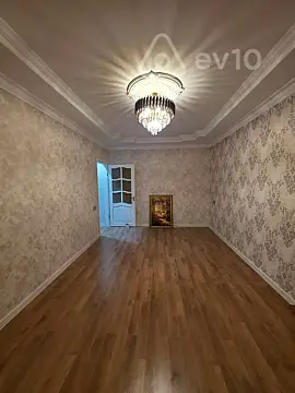 Kirayə verilir 2 otaqlı köhnə tikili 45 m²