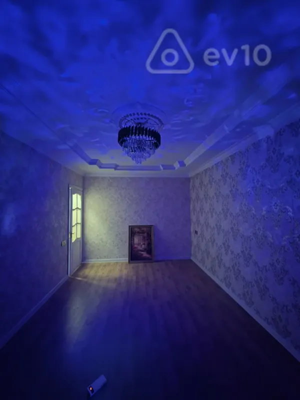 Kirayə verilir 2 otaqlı köhnə tikili 45 m²