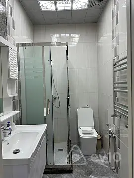 Kirayə verilir 3 otaqlı yeni tikili 65 m²