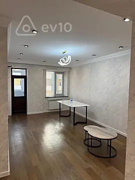 Satılır 3 otaqlı yeni tikili 82 m²