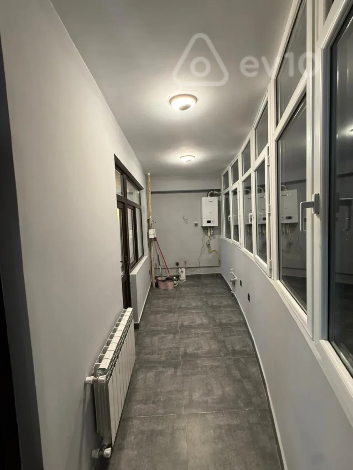Satılır 3 otaqlı yeni tikili 82 m²