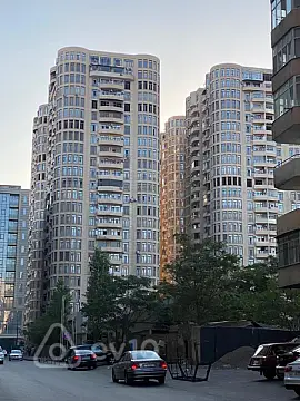 Satılır 3 otaqlı yeni tikili 156 m²