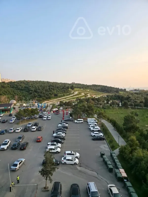 Satılır 4 otaqlı yeni tikili 130 m²