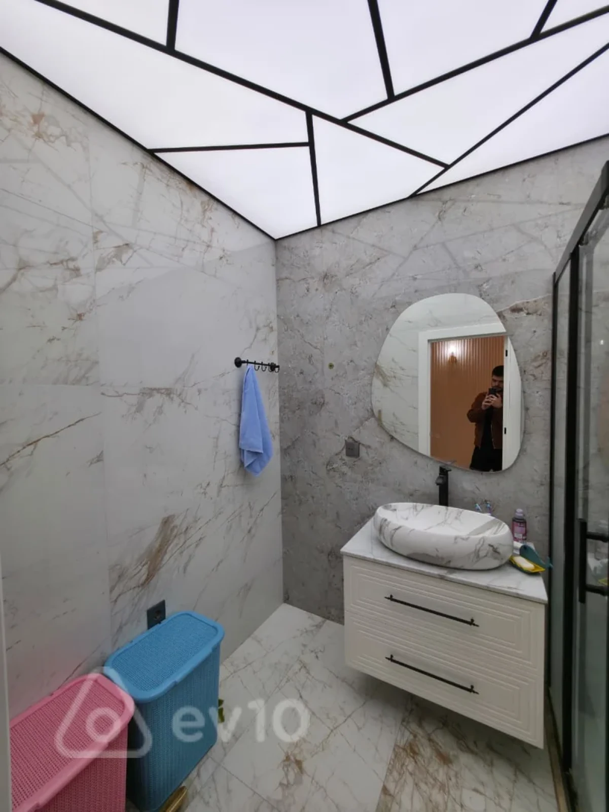 Satılır 4 otaqlı yeni tikili 130 m²