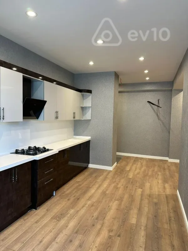 Satılır 3 otaqlı yeni tikili 87 m²