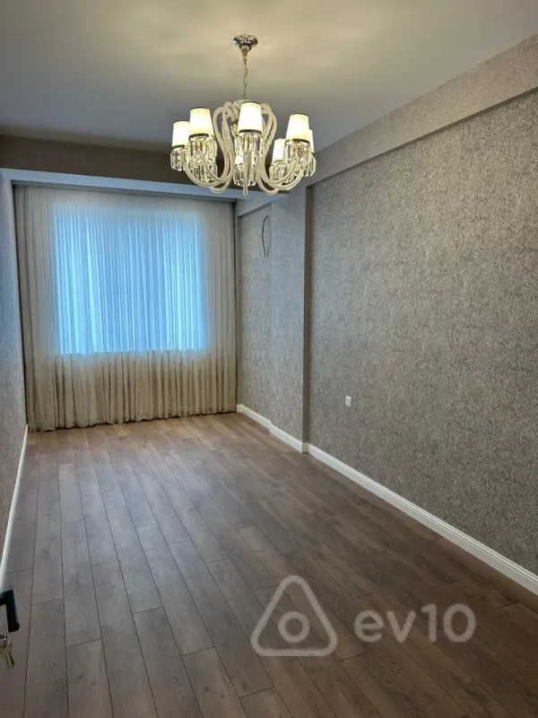 Satılır 3 otaqlı yeni tikili 87 m²