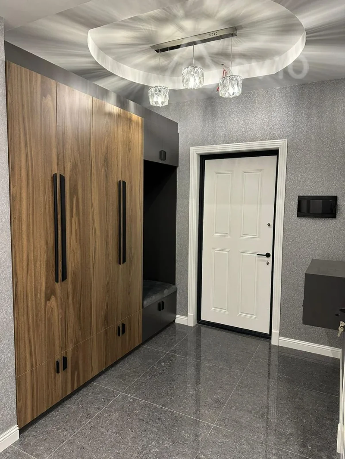 Satılır 3 otaqlı yeni tikili 87 m²