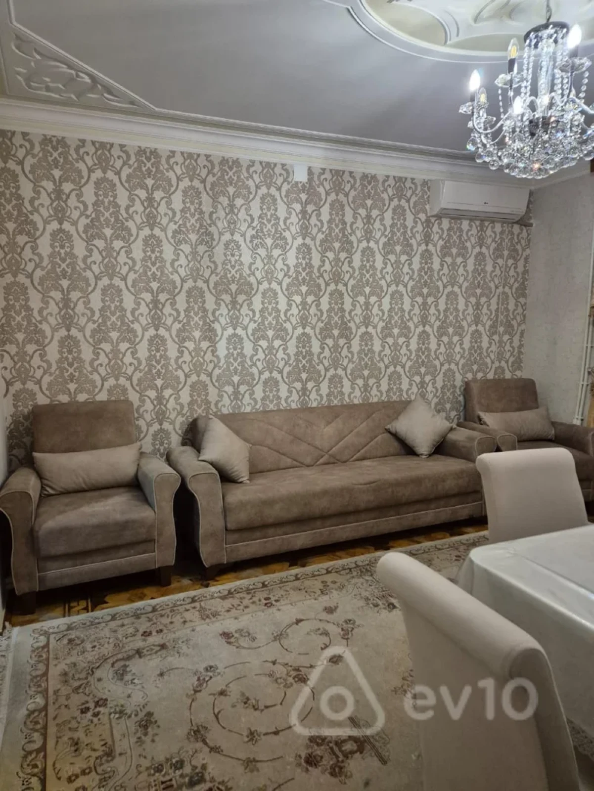 Satılır 3 otaqlı köhnə tikili 69 m²