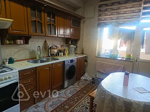 Kirayə verilir 3 otaqlı yeni tikili 90 m²