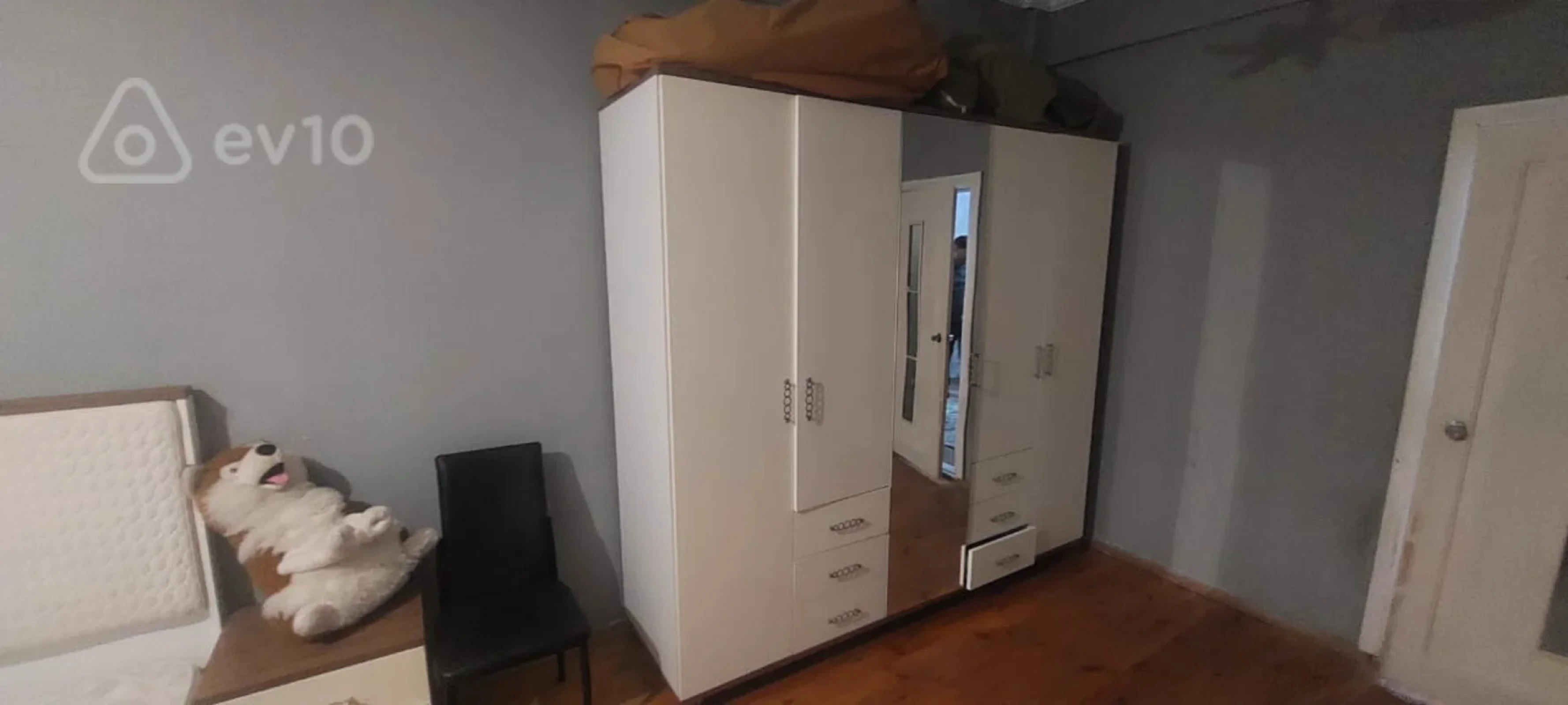 Kirayə verilir 2 otaqlı yeni tikili 75 m²