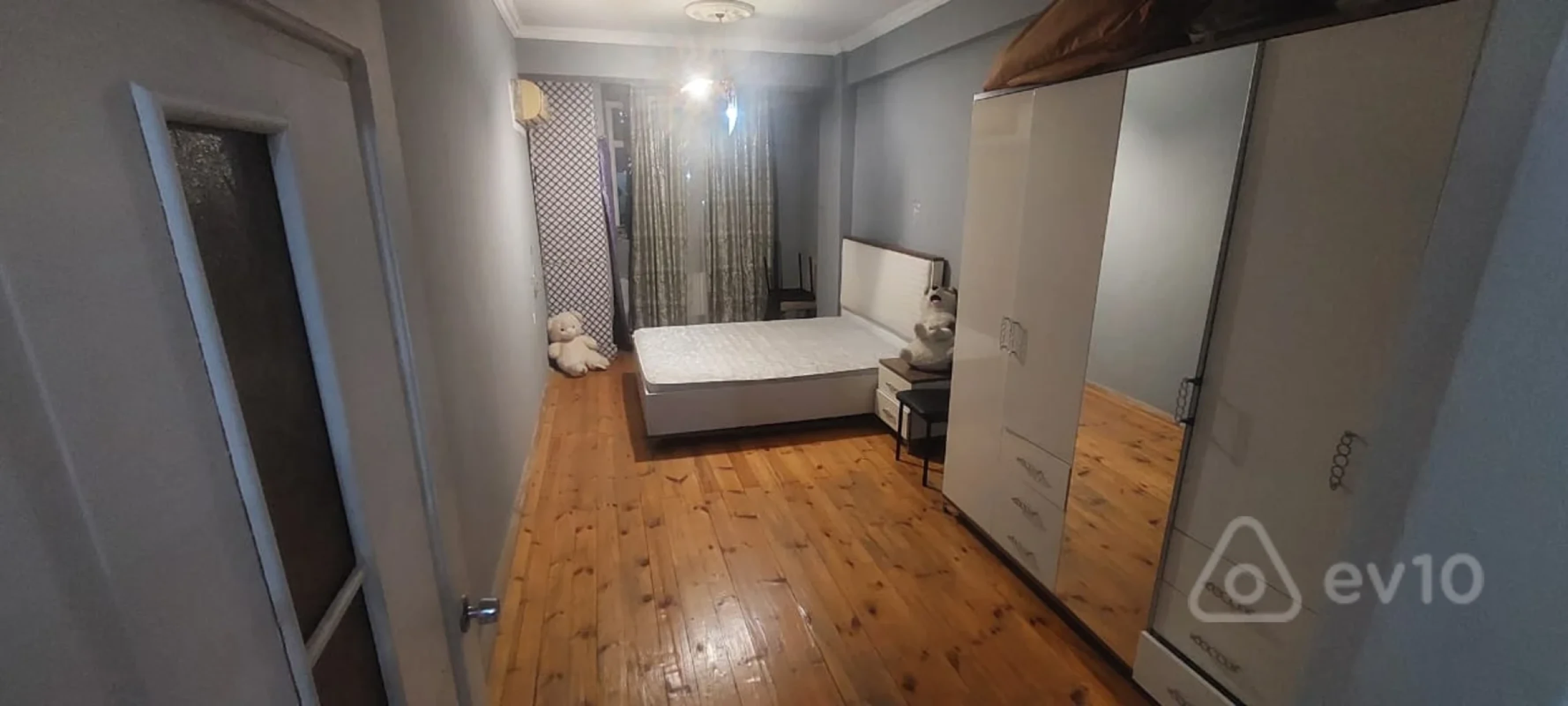 Kirayə verilir 2 otaqlı yeni tikili 75 m²